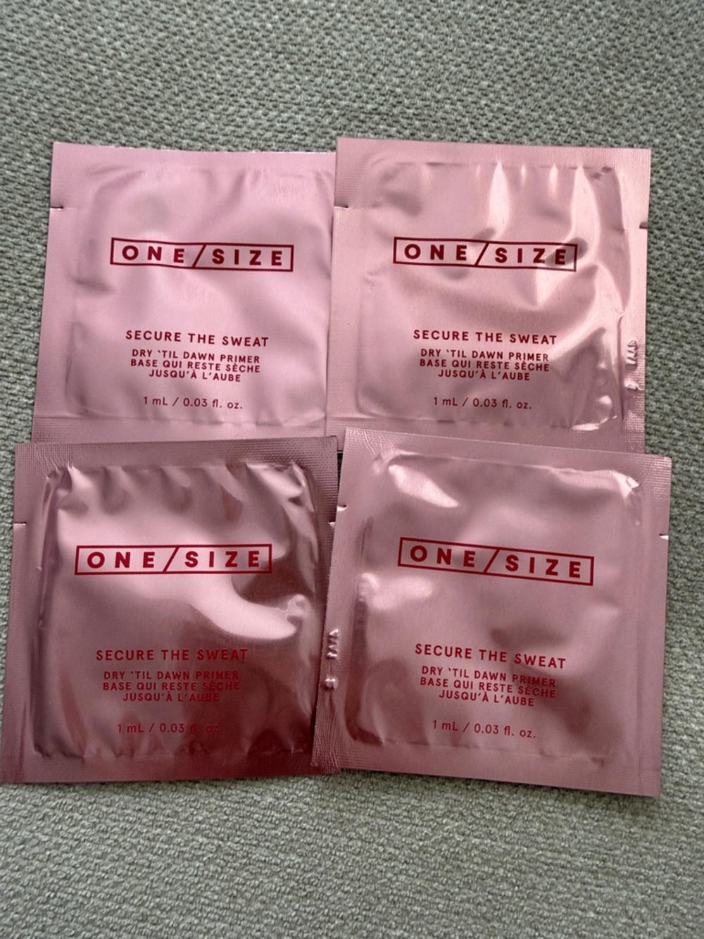 5/25✨primer secure the sweat one/size 4 samples